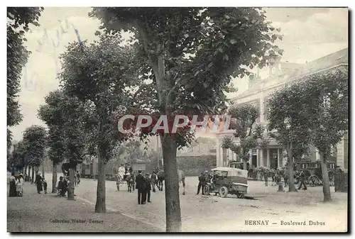 Cartes postales Bernay Boulevard Dubus (bonne animation)