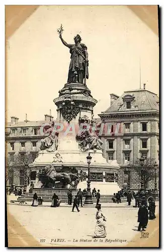 Cartes postales Paris La Statue De La Republique