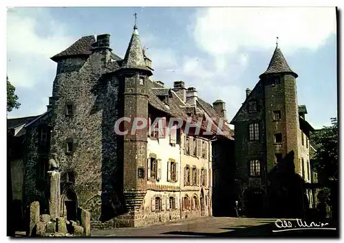 Cartes postales moderne Salers Maison Tissandier d&#39Escous et la tour de la Ronade