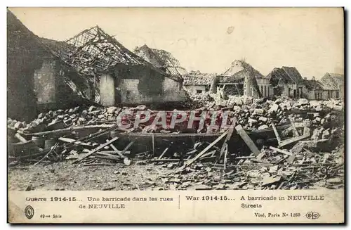 Cartes postales Une Barricade Dans Les Rues De Neuville Militaria