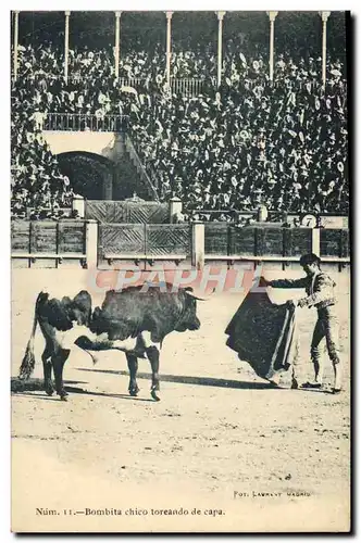 Cartes postales Bombita Chico Toreando de Capa Corrida Taureau