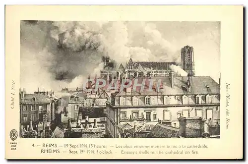 Ansichtskarte AK Reims Les Obus Ennemis mettent le feu a la cathedrale Militaria