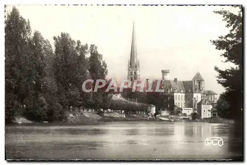 Cartes postales moderne St Savin sur Gartempe Le cahteau et l&#39eglise