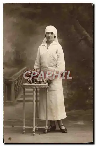 CARTE PHOTO Femme Infirmiere