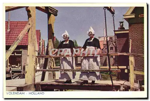 Cartes postales Volendam Holland Femmes Folklore