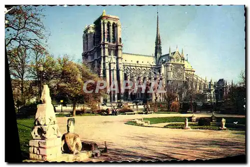 Cartes postales moderne Paris Notre Dame