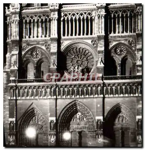 Cartes postales moderne Paris En Flanant Notre Dame Illuminee