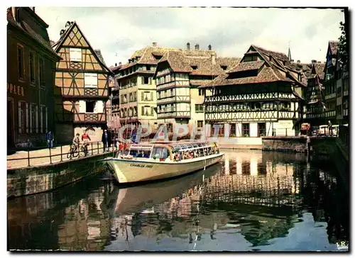 Cartes postales moderne Strasbourg La Petite France Promenade En Vedette Die Bootfahrt Durch Das Pflanzbad