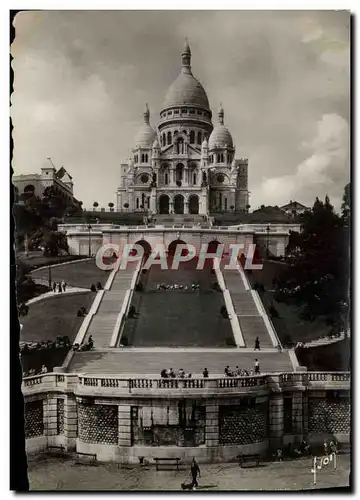 Cartes postales moderne Paris En Flanant Le Sacre Coeur De Montmartre Et l&#39Escalier Monumental