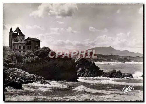 Cartes postales moderne Biarritz Villa Belza Au fond la Rhune Villa Belza