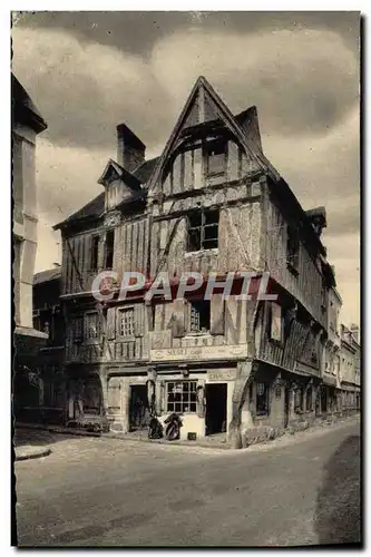 Cartes postales Nogent le Roi Maison du 16eme Grande rue