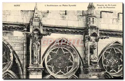 Cartes postales Sens L'architecture au palais synodal Pinacles de St Louis et de St Potentien