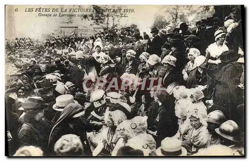 Ansichtskarte AK Les Fetes De La Victoire 14 Juillet 1919 Groupe de lorraines assistant au defile Alsace Lorraine