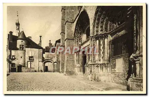 Ansichtskarte AK Avallon Place St Lazare Et Maison du 15eme