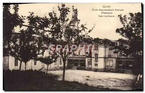 Cartes postales Cluny Ecole Departementale Pratique D&#39Industrie Cour Interieure