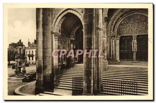 Cartes postales Autun Antique Portail Principal De La Cathedrale Saint Lazare Et Place Saint Louis