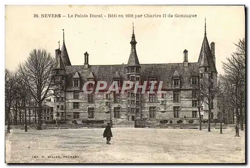 Ansichtskarte AK Nevers Le Palais Ducal Bati En 1608 Par Charles II De Gonzague