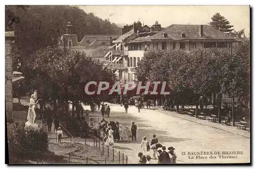 Cartes postales Bangeres De Bigorre La Place Des Thermes