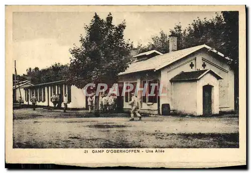 Ansichtskarte AK Camp d&#39Oberhoffen Une Allee Militaria Croix Rouge Infirmerie