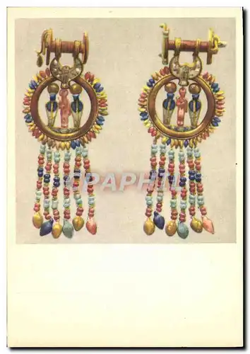 Cartes postales Tut Ank Amen's Treasures Ear Ornaments In The Centre Of A Round Gold Plaque Stands The King E