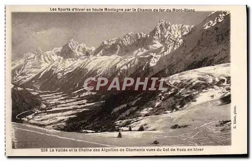 Ansichtskarte AK Les Sports d&#39Hiver Montagne Par le Chemin de Fer du Mont Blanc La vallee et la chaine des aig