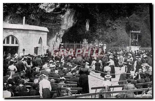 Cartes postales Lourdes La grotte