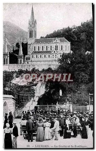 Cartes postales Lourdes La Grotte et la Basilique