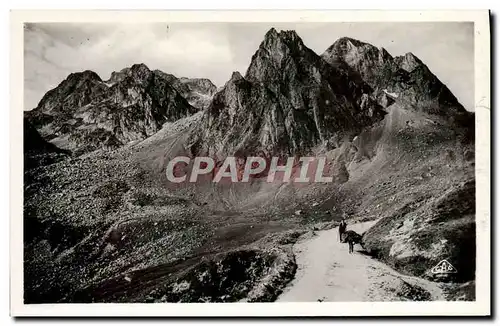 Cartes postales moderne Environs de Bagneres de Bigorre La route du Tourmalet