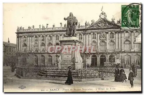 Cartes postales Nancy Place Et Statue Stanislas L&#39Hotel De Ville