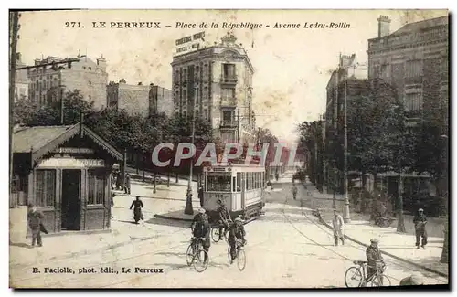 Ansichtskarte AK Le Perreux Place De La Republique Avenue Ledru Rollin Tramway