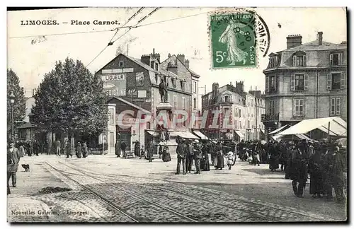 Cartes postales Limoges Place Carnot (bonne animation)