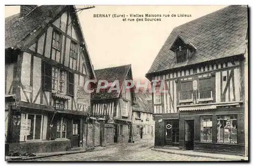 Ansichtskarte AK Bernay Vielles Maisons rue De Lisieux et rue des sources