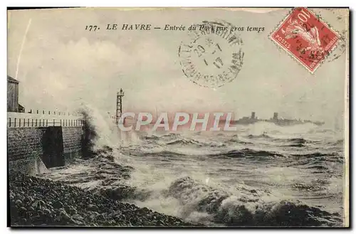 Cartes postales Le Havre Entree du Port Par Gros Temps