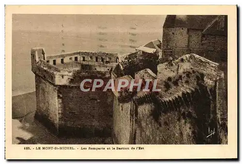 Cartes postales Le Mont St Michel Les Remparts et le bastion de l'Est