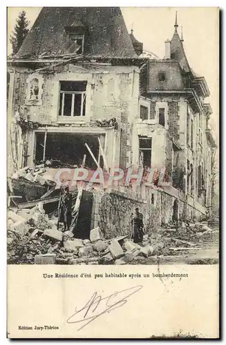 Cartes postales Une Residence d&#39ete peu habitable pares un bombardement Militaria