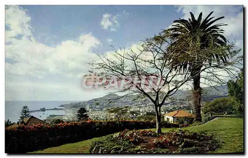 Moderne Karte Looking down and Across Funchal from a Quinta on the East side of Town Madeira