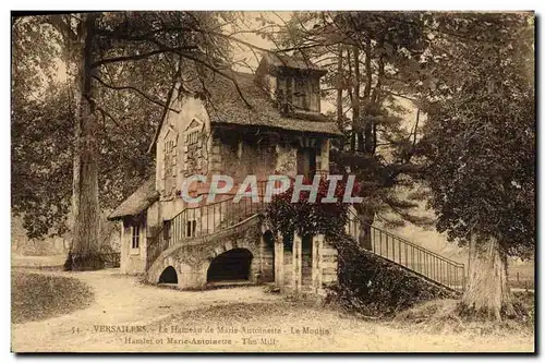 Cartes postales Versailies Le Hameau de Marie Antoinette le moulin