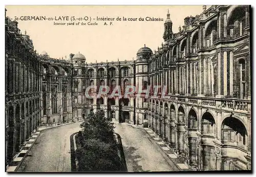 Cartes postales St Germain en Laye Interieur de la Cour du Chateau