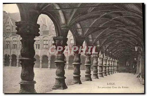 Ansichtskarte AK Liege La Premiere Cour Du Palais