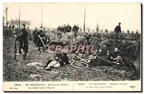 Cartes postales En Belgique Eclaireurs Belges au repos pres d&#39Ypres Militaria Velo Cycle