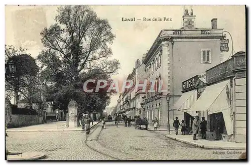 Cartes postales Laval Rue de la Paix Singer