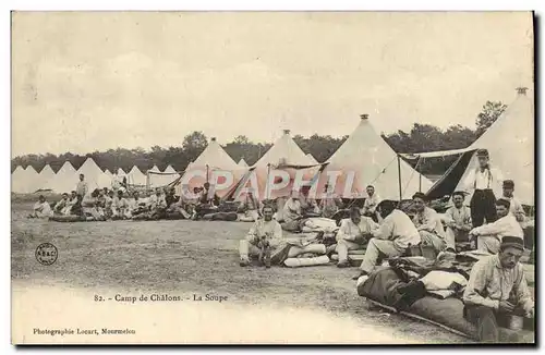 Ansichtskarte AK Camp De Chalons La Soupe Militaria