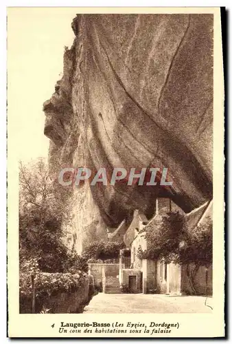 Cartes postales Laugerie Basse un Coin Des Habitations Sous La Falaise Les Eyzies