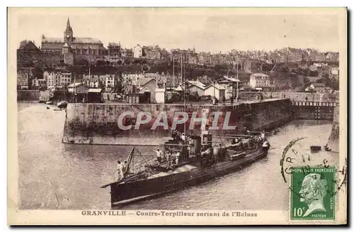 Cartes postales Granville Contre Torpilleur Sortant de l&#39ecluse Bateau