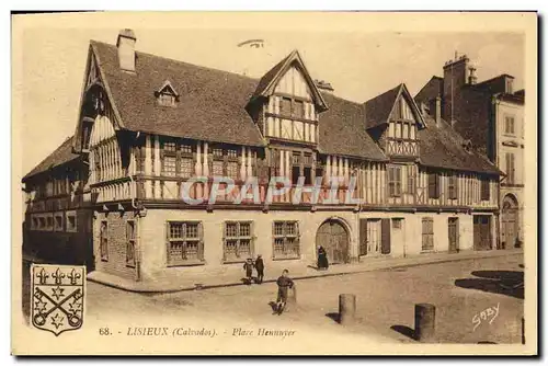 Cartes postales Lisieux Place Hennuyer