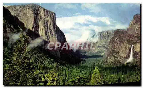 Cartes postales Yosemite National Park California As Seen From The Wawona Road
