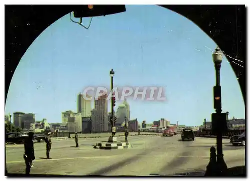 Cartes postales moderne Pittsburg as seen When Emerging from the Liberty Tubes which Tunnel beneath Washigton