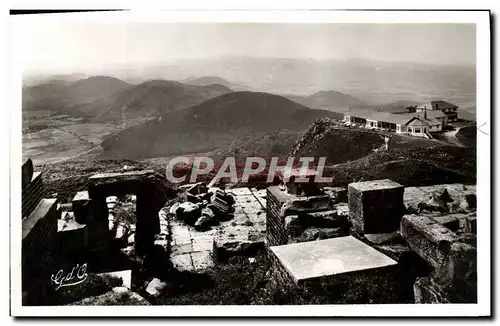 Cartes postales L&#39Auvergne Sommet du Ruines du Temple de Mercure Hotel Le Dome Chaine des Puys Sud