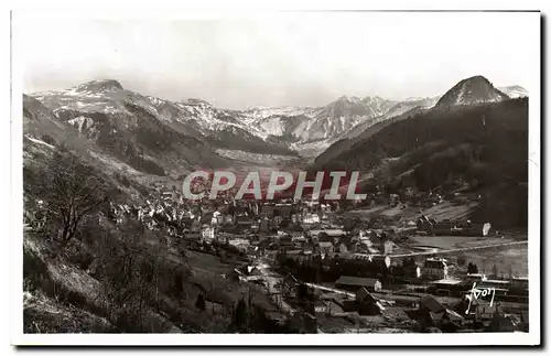 Ansichtskarte AK Le Mont Dore La ville et la vallee de la Dordogne