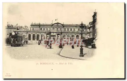 Cartes postales Bordeaux Hotel de Ville Tramway